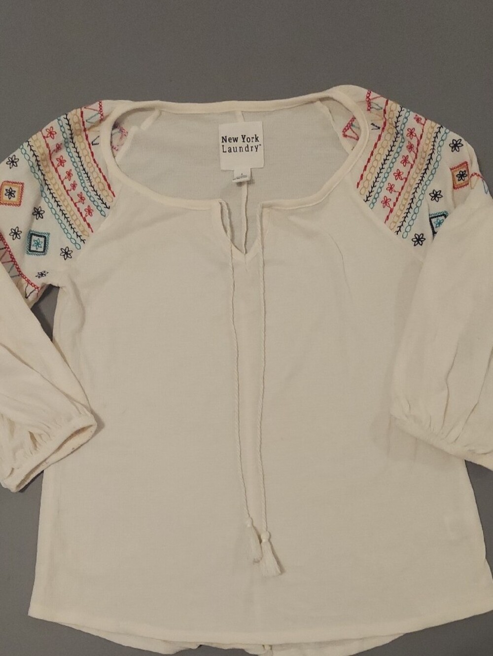 New York Laundry Cream Peasant Top with Multicolor Embroidered Shoulders Size S